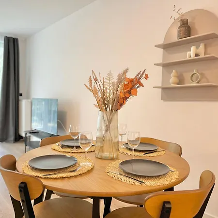 公寓 Nadmorska Florina Q4apartments 莱鲍